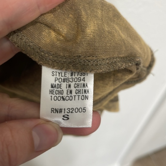 Acid Wash Sleeveless Hoodie Top - Picture 10 of 11